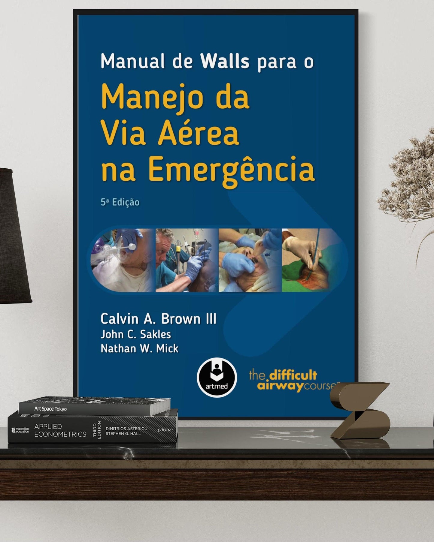 Manual de Walls para o Manejo da Via Aérea na Emergência - 5ª Edição - Estante Digital